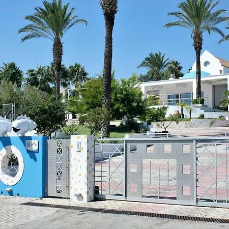 Grande Dame Of Rhodes Vila *