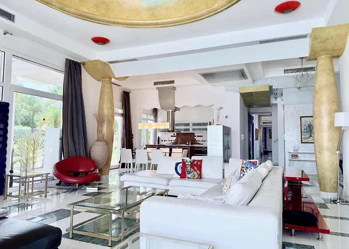 Villa Grande Dame Of Rhodes Asgourou