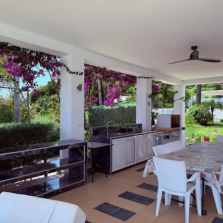 Villa Grande Dame Of Rhodes