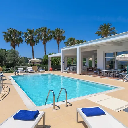 Grande Dame Of Rhodes Ασγούρου