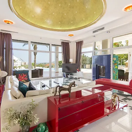 Grande Dame Of Rhodes Βίλα