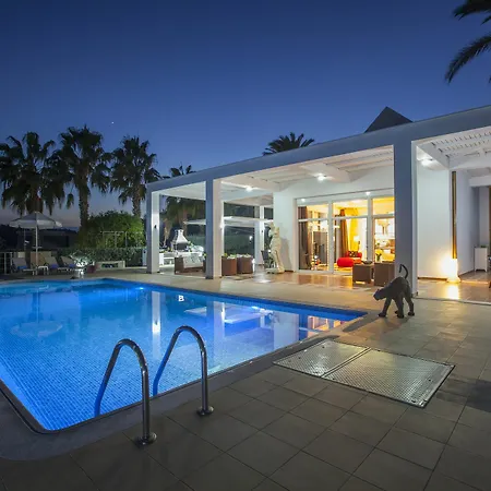 Villa Grande Dame Of Rhodes Asgourou