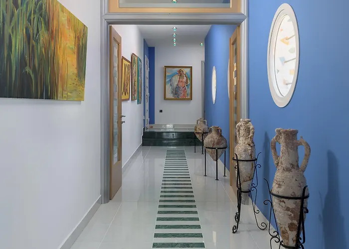 Grande Dame Of Rhodes *