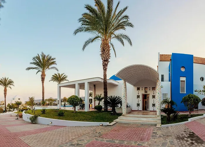 Grande Dame Of Rhodes