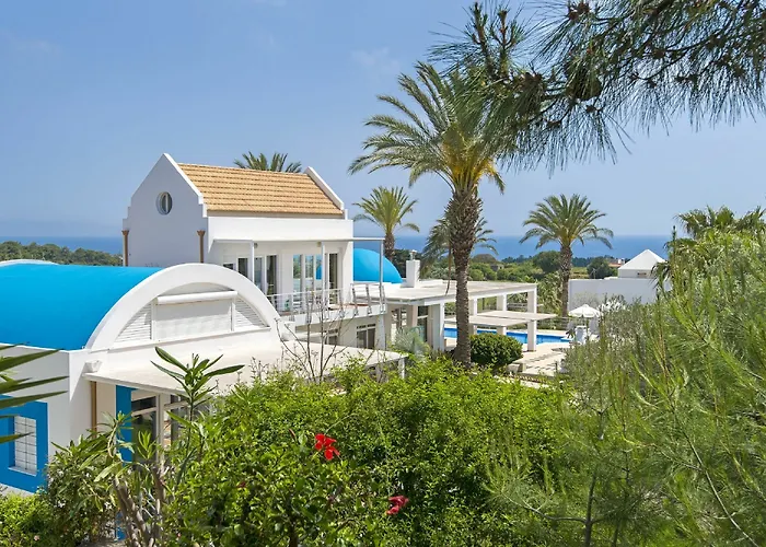 Grande Dame Of Rhodes * Asgourou