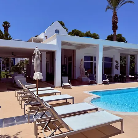 Grande Dame Of Rhodes Vila *