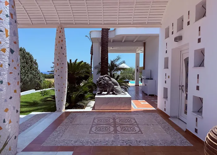 Grande Dame Of Rhodes Vila Asgourou