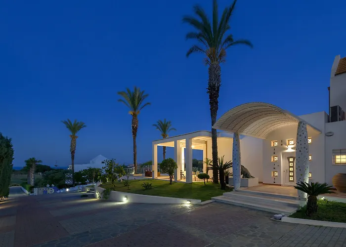 Vila Grande Dame Of Rhodes *